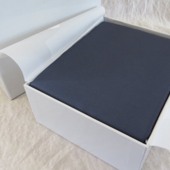 Buffy Duvet Cover Lyocell King Color 'Shadow' Charcoal Black NEW Open Box - Picture 5 of 9